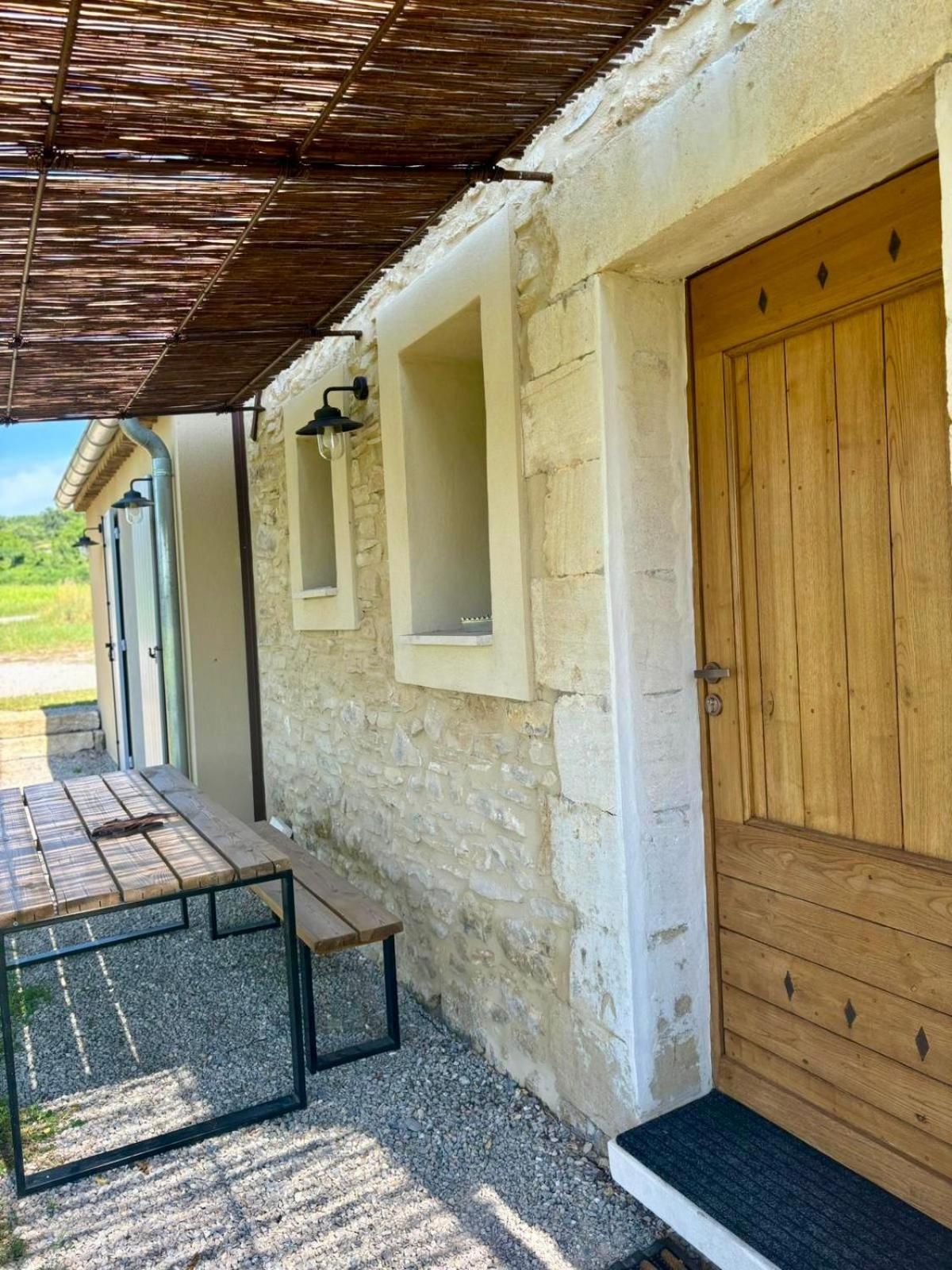 Вілла Le Petit Cabanon Provencal Mane  Екстер'єр фото